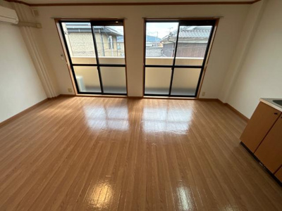 【居間・リビング】 | グラッチェⅠ番館 | リビング