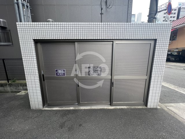 カルムクレール2.5.8のエントランス|カルムクレール2.5.8　ゴミ置場