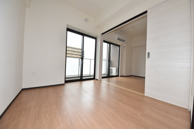 マーレ下寺町の寝室