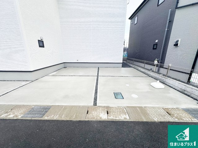 揖保郡太子町立岡　新築一戸建ての駐車場|駐車スペース！散水栓があるので、こまめに愛車を洗えます！