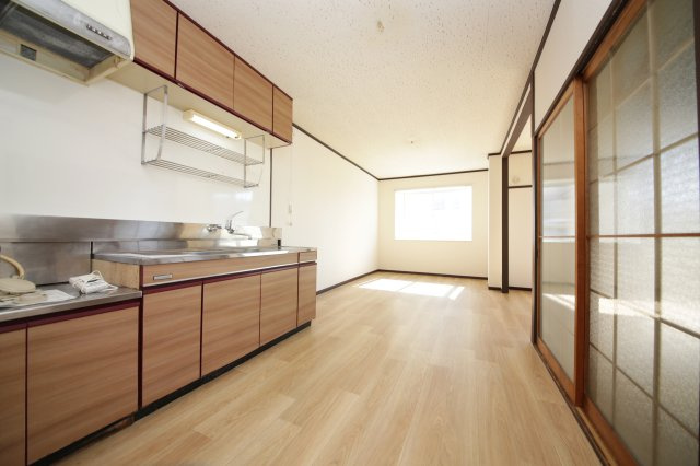 ファミールオオタの居間・リビング