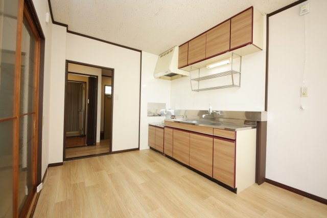 ファミールオオタの居間・リビング