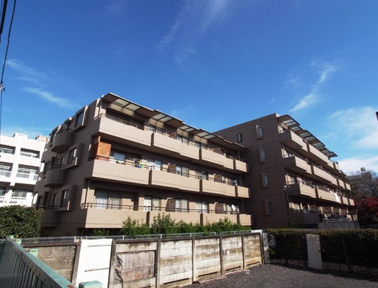 オーベル高田馬場の外観