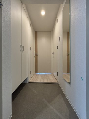 【玄関】 | セレニテ十三ミラク