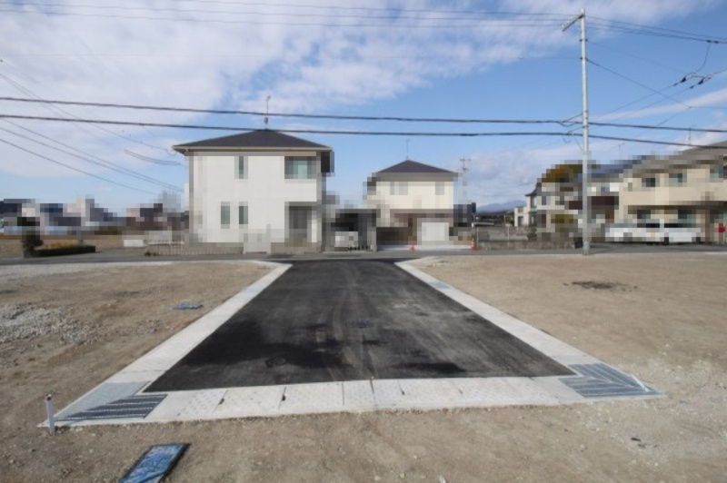 南国市大そね甲　建築条件なし　売土地　7号地（全9区画）の前面道路含む現地写真