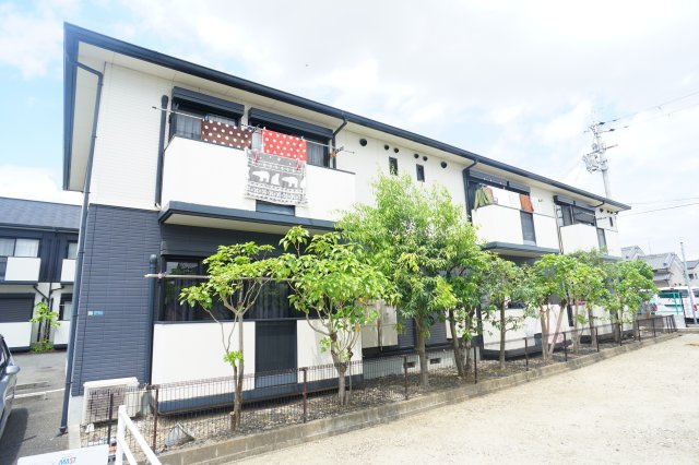 アスティオン飛鳥の外観