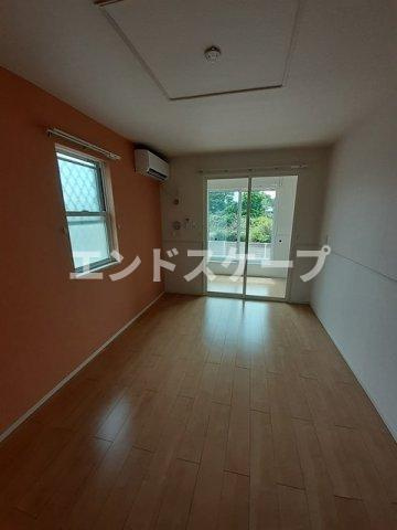 グレイスセレーノＢの居間・リビング|高崎、前橋のお部屋探しはエンドスケープまで！お客様の理想お聞かせ下さい♪