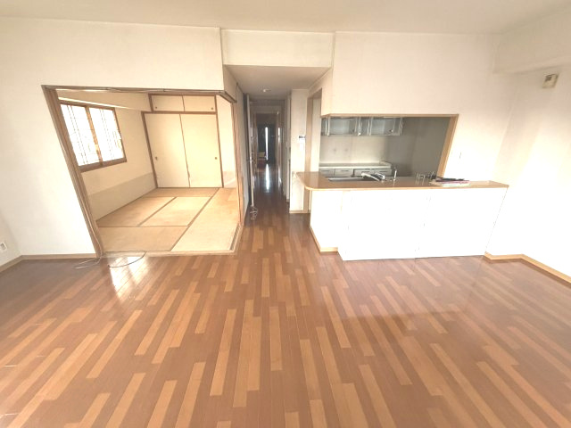 日神パレステージ川越南大塚の居間・リビング