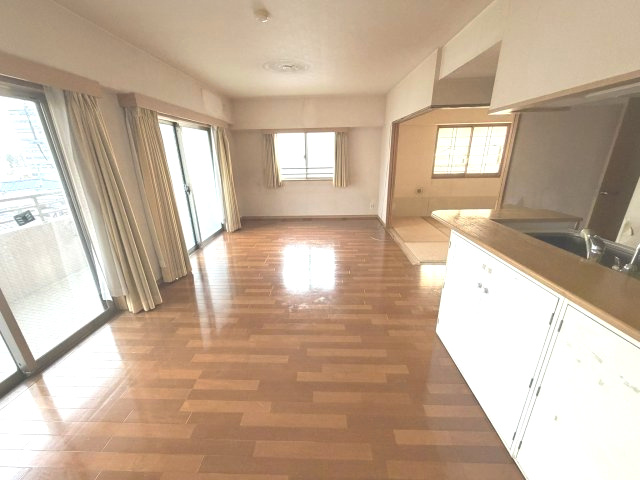 日神パレステージ川越南大塚の居間・リビング