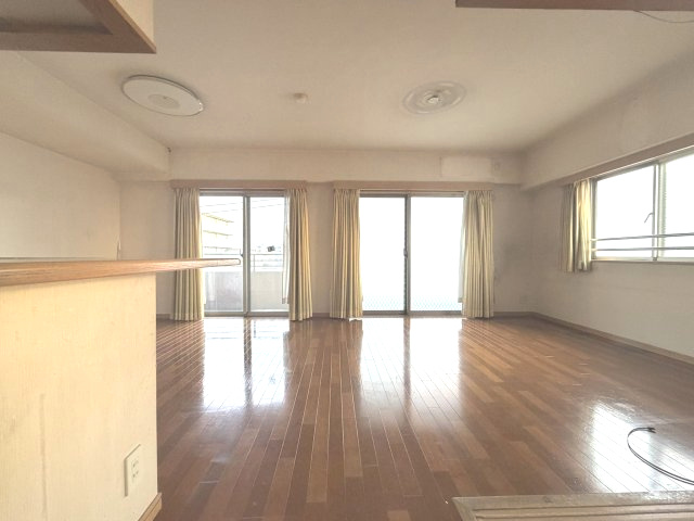 日神パレステージ川越南大塚の居間・リビング