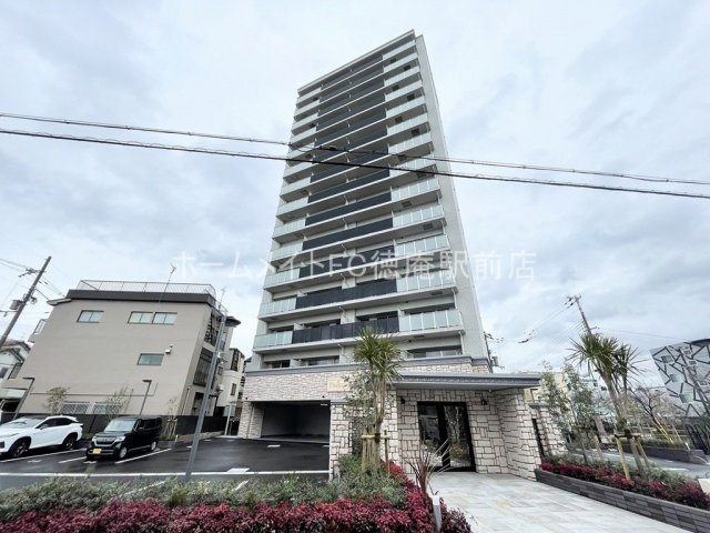 東大阪市森河内西２丁目の賃貸マンションの外観