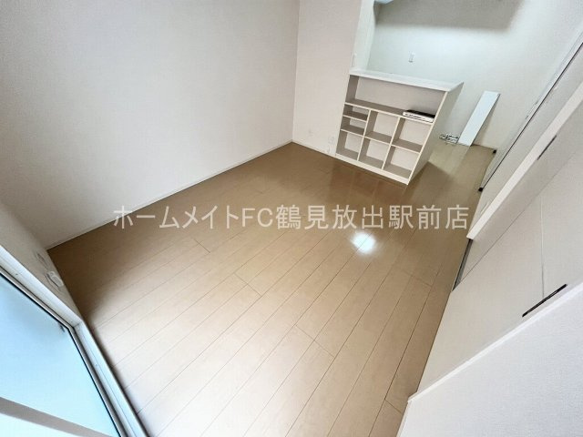 東大阪市三島２丁目のハイツの居間・リビング