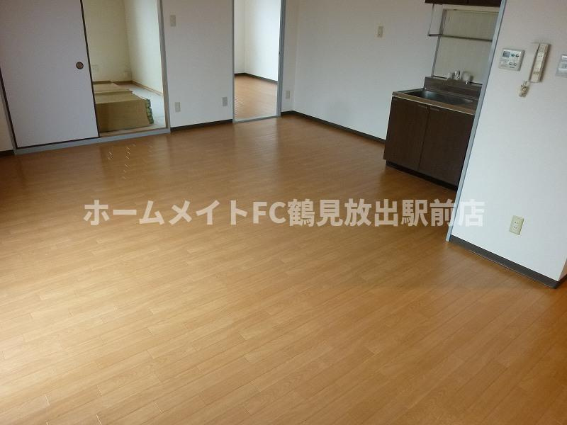 大阪市城東区諏訪３丁目の賃貸マンションの居間・リビング