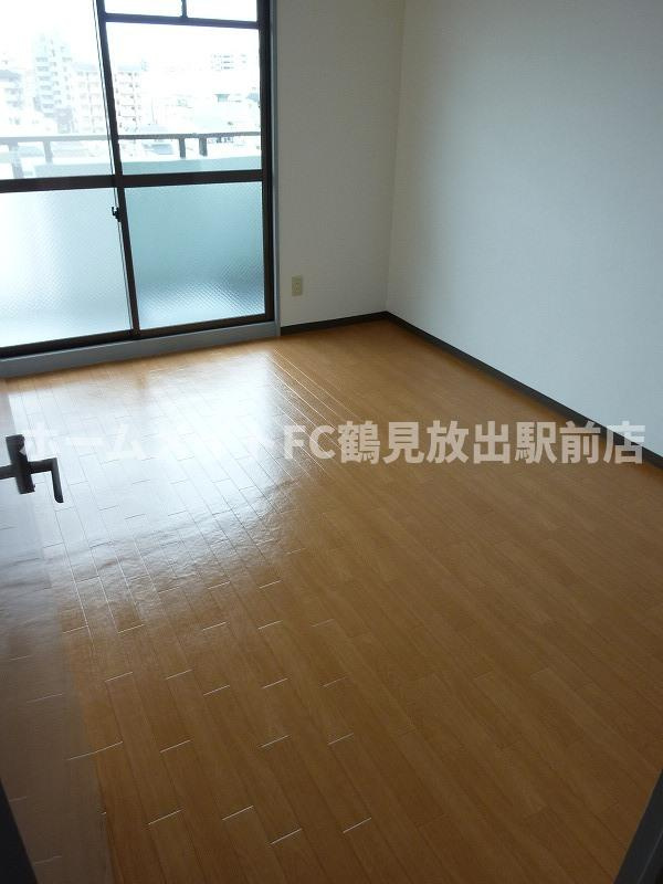 大阪市城東区諏訪３丁目の賃貸マンションの洋室