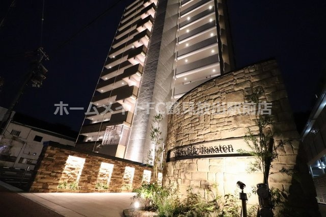 大阪市鶴見区放出東３丁目の賃貸マンションの外観