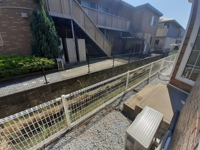 【庭】 | パエーゼ | お庭も活用できます