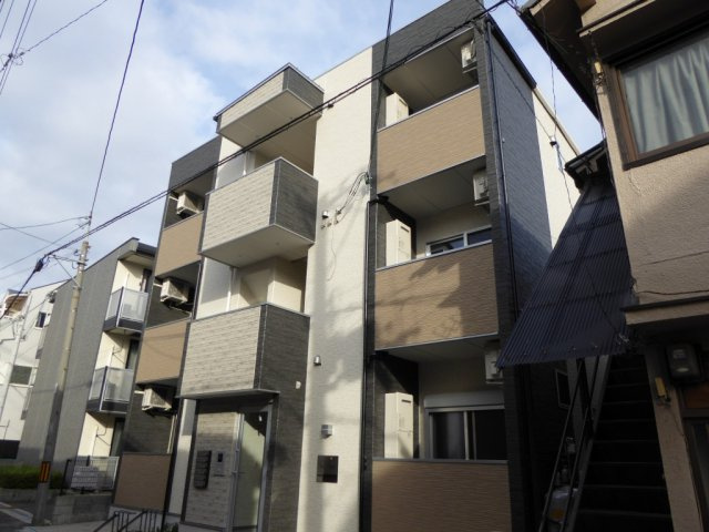 大阪市城東区鴫野東３丁目のハイツ