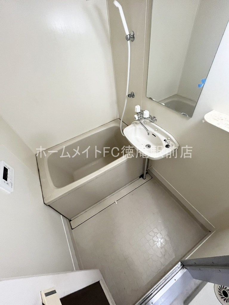 大阪市鶴見区横堤４丁目の賃貸マンションの浴室