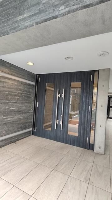 レジディア文京小石川のエントランス