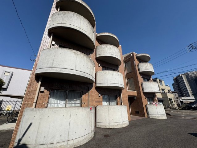 コンフォート梅村の外観