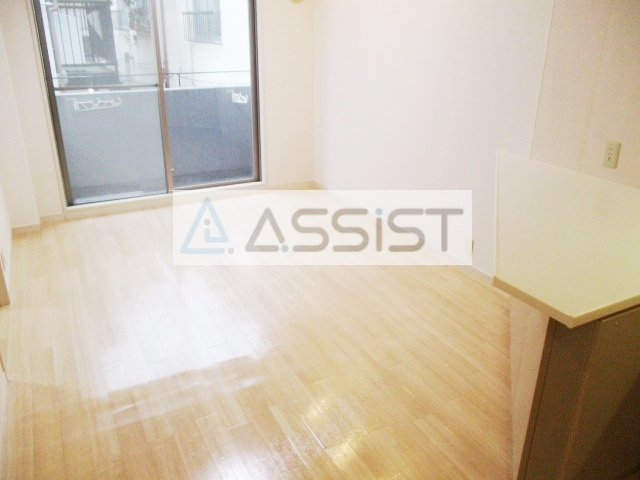 エルスタンザ中目黒の居間・リビング