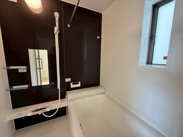 クレイドルガーデン糸満市座波 第２・３号棟の浴室|浴室換気暖房乾燥機付きユニットバス