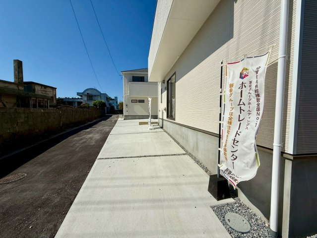 クレイドルガーデン糸満市座波 第２・３号棟の駐車場|縦列２台駐車可能スペース付き！お気軽にお問い合わせください♪