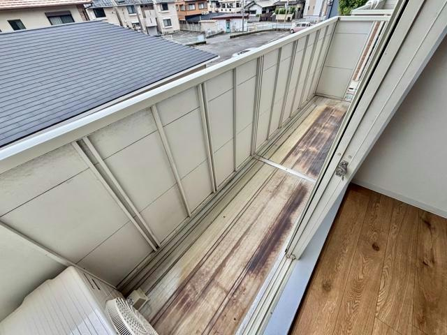 メゾン白国2号棟のバルコニー