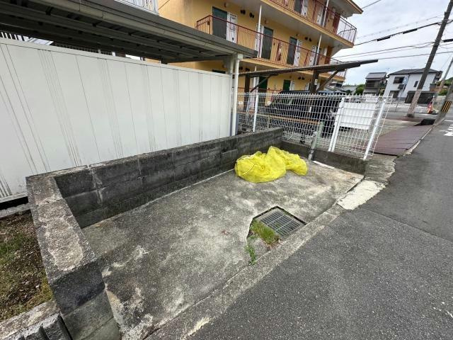 メゾン白国2号棟のその他共用部分|ゴミ捨て場