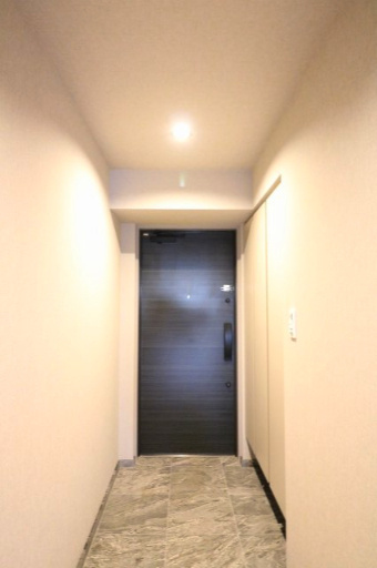 ザ・プラセシオン金山の玄関|下足入は収納豊富です