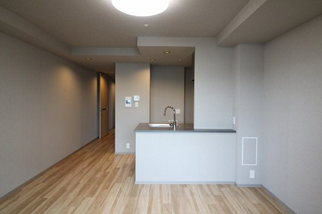 ザ・プラセシオン金山の居間・リビング|約12.5帖のLDK