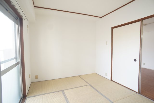 メルヘン宝塚の和室