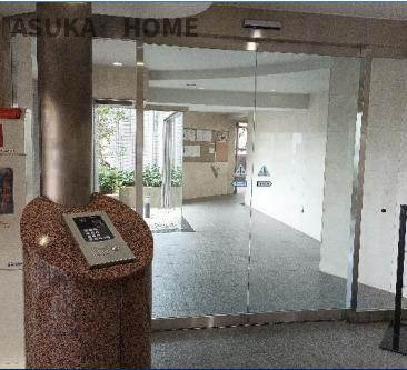 サンヴェール上永谷のエントランス|エントランスの様子です。オートロックになります。