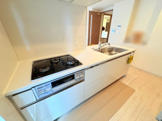 プレサンスロジェ京都西大路のキッチン