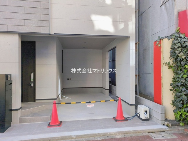 板橋区大谷口北町　角地×耐震　車庫付ハイグレード住宅　限定1棟の外観