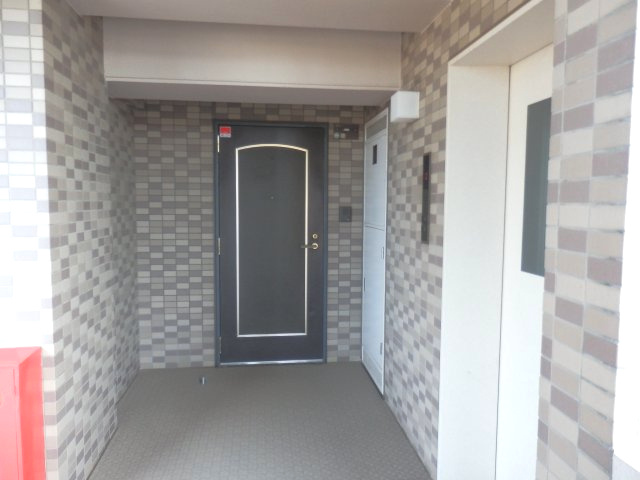 レクセル南大塚の玄関