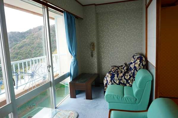 ブルーシー熱海の内装|サンルーム