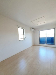 アルページュの居間・リビング