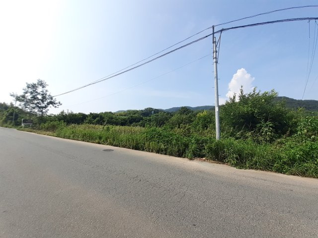 宇土市花園町の売地の前面道路含む現地写真