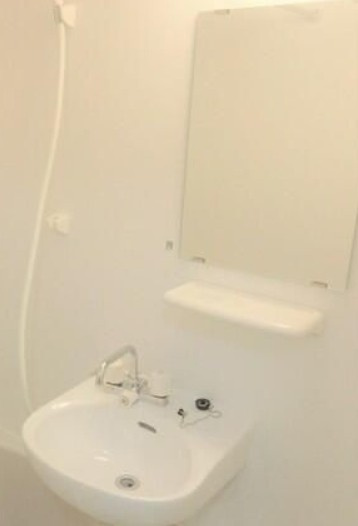 リッシェル北千住の洗面所