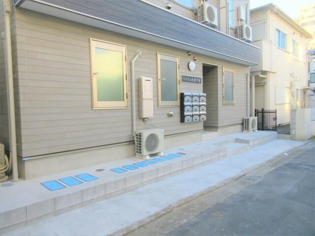 リッシェル北千住の外観