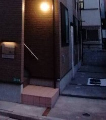 エクラールの玄関