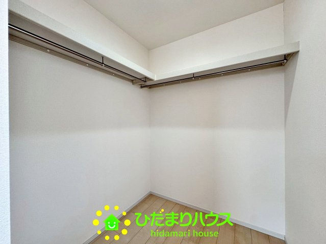 杉戸町下高野　中古一戸建ての収納