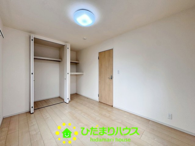 杉戸町下高野　中古一戸建ての収納