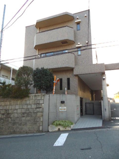 【外観】 | ステイツ雲雀丘花屋敷　1階