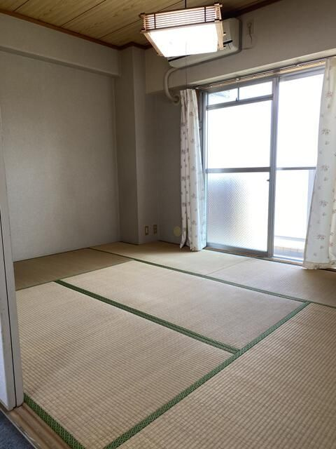 マブランシェット弦月の内装