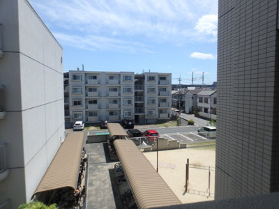 【エントランス】 | ＰＩＮＯ甲東園 | 毎日通るエントランスはこのようになっています