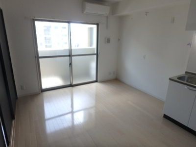 【居間・リビング】 | ＰＩＮＯ甲東園 | 使いやすいリビングです