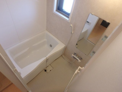 【浴室】 | ＰＩＮＯ甲東園 | 日々の暮らしに欠かせないお風呂です