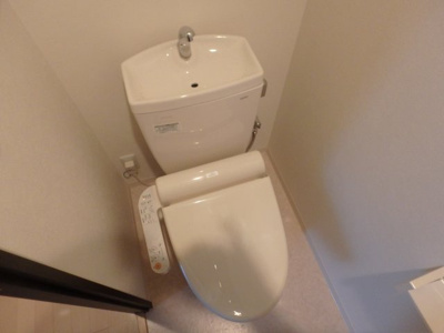 【トイレ】 | ＰＩＮＯ甲東園 | シンプルで使いやすいトイレです